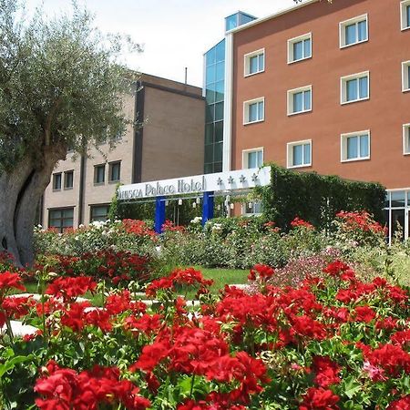 Anusca Palace Hotel Кастел Сан Пиетро Терме Екстериор снимка