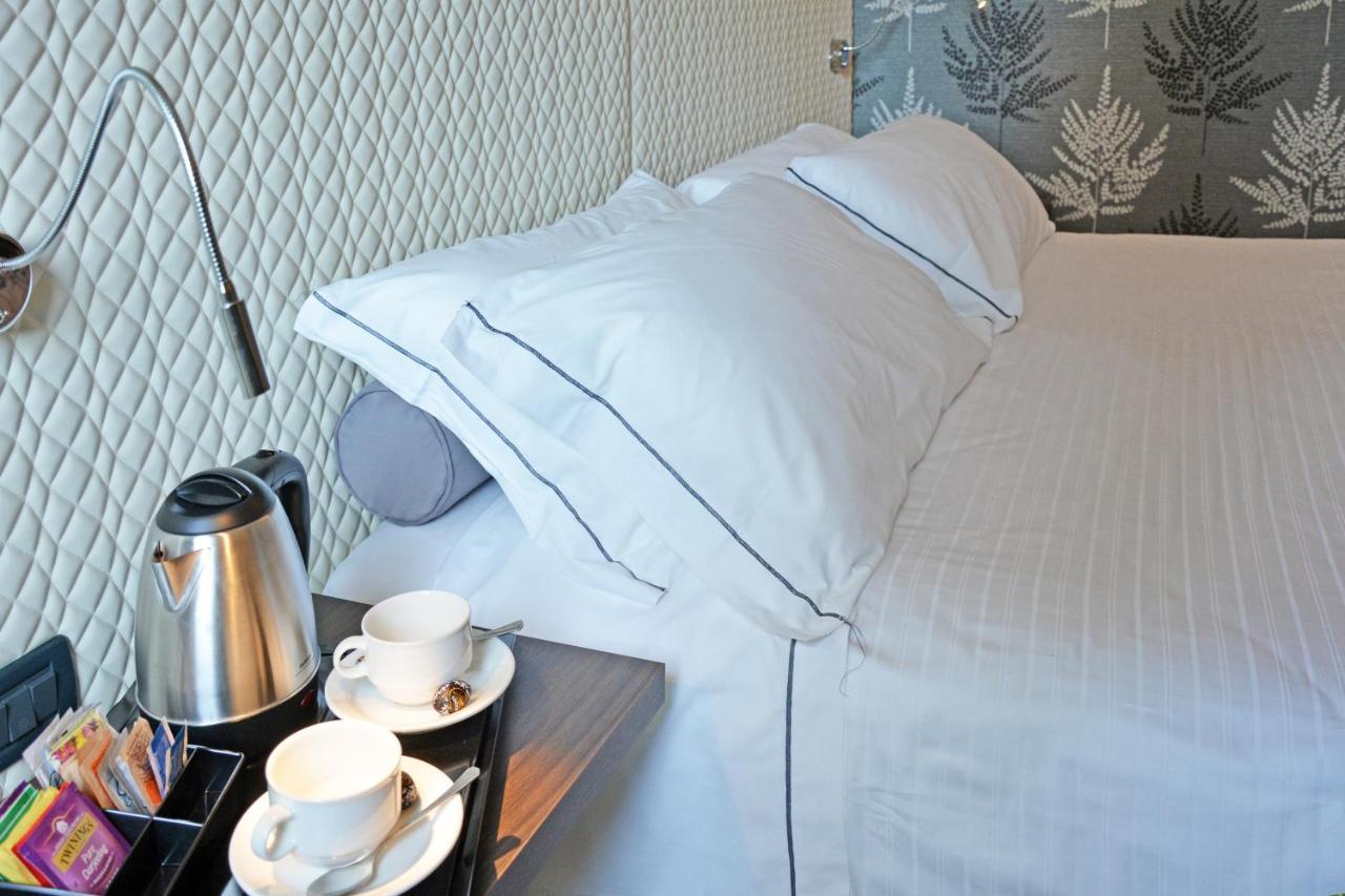 Anusca Palace Hotel Кастел Сан Пиетро Терме Екстериор снимка